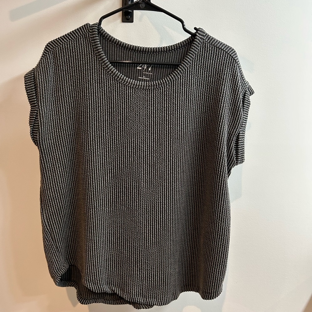 Maurices Black and White Striped Short Sleeve Top